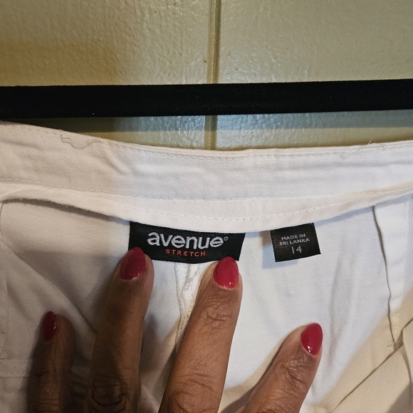 Avenue Stretch Capris, Women's, Size 14, White, Summer, Travel - Picture 4 of 6